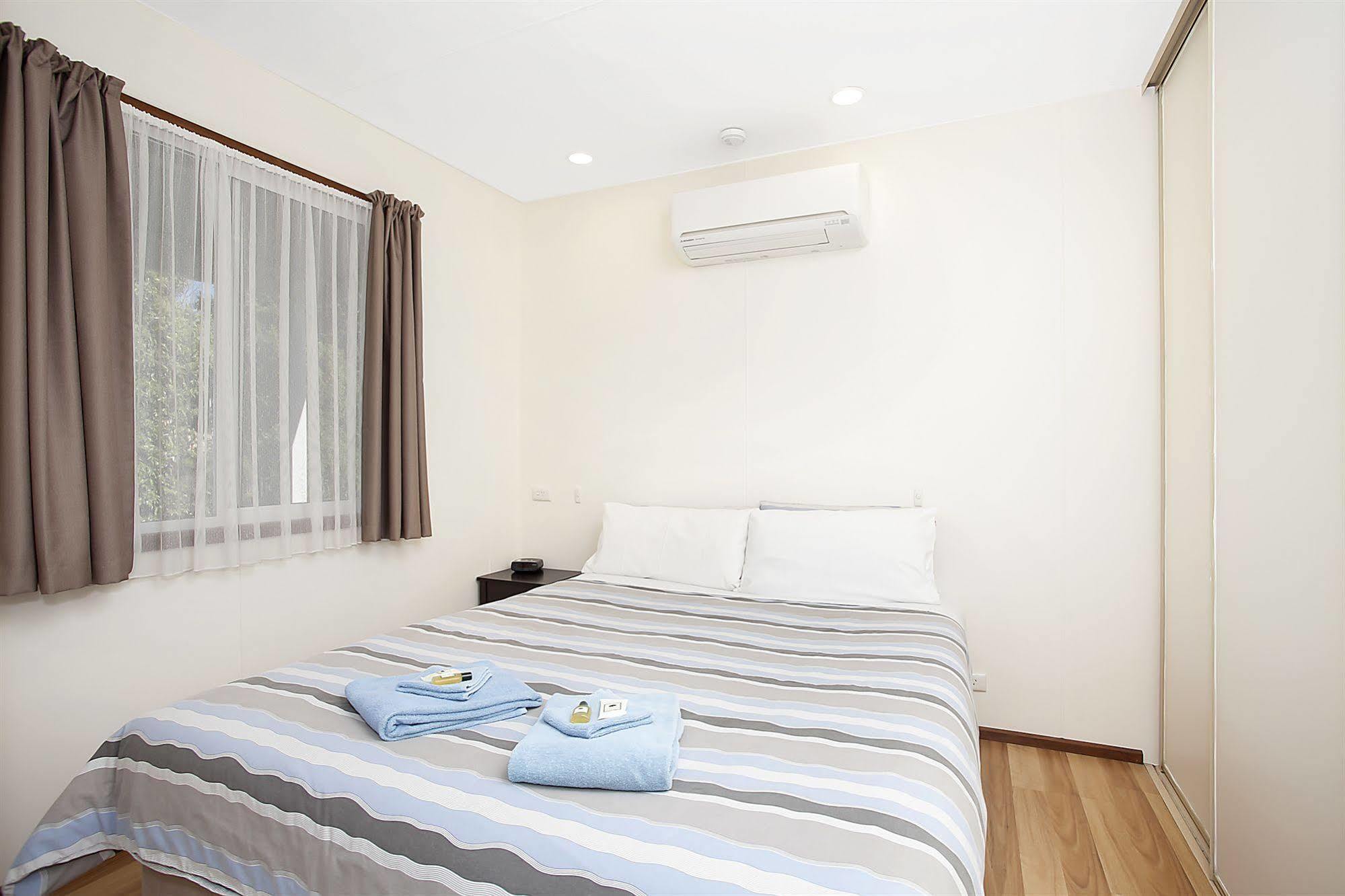 Hotel Great Ocean Road Tourist Park Peterborough Esterno foto